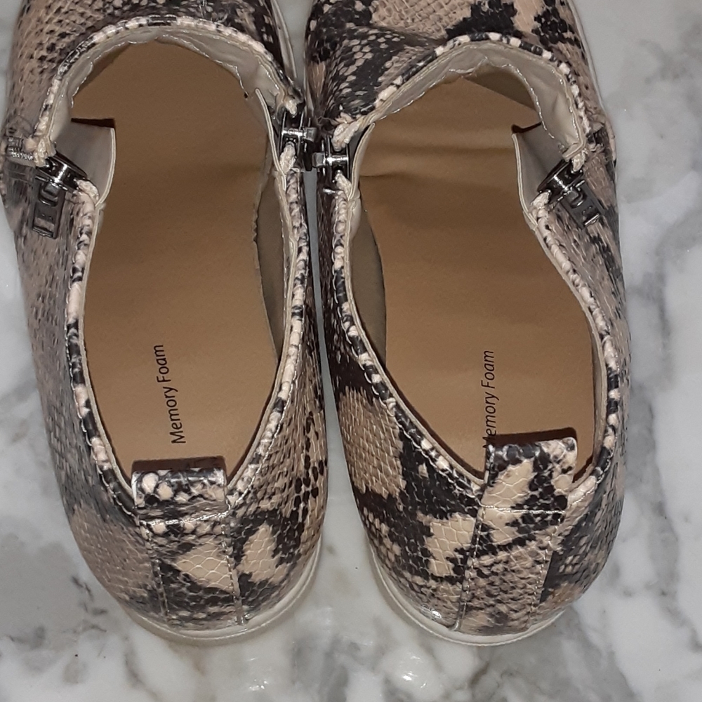 Snakeskin booties - Picture 5 of 6
